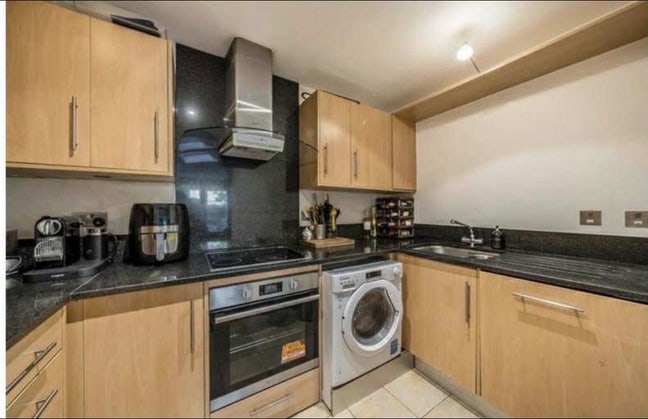 2 rooms available in Shoreditch for 12 months Main Photo