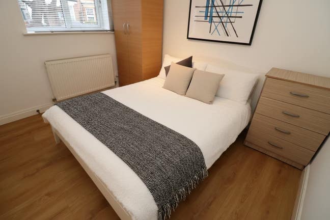 Great Offer-Last 2 Rooms Beautiful 3Bedroom Flat  Main Photo
