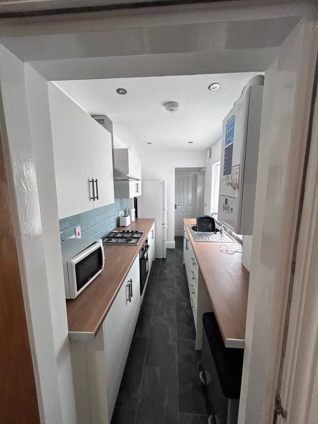 Stunning 3 bed house  Main Photo