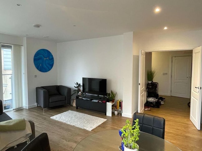 Room in Limehouse available from Feb Main Photo