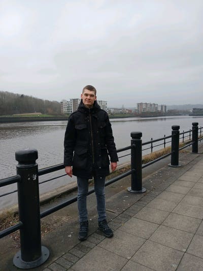 From Essex dreaming of a new life in the country Main Photo