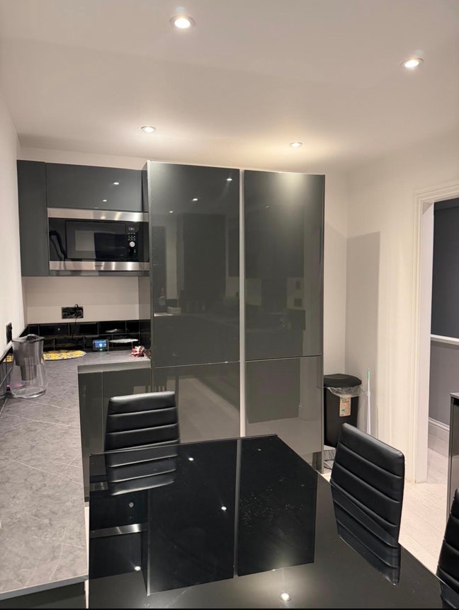 Very big double modern room  Main Photo