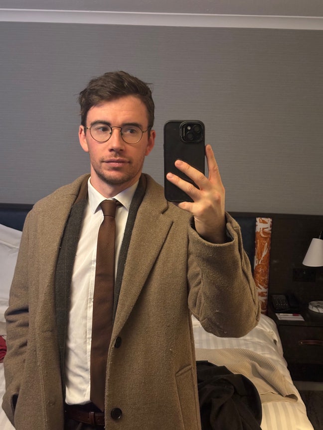 32 prof male looking for social house in Clapham Main Photo