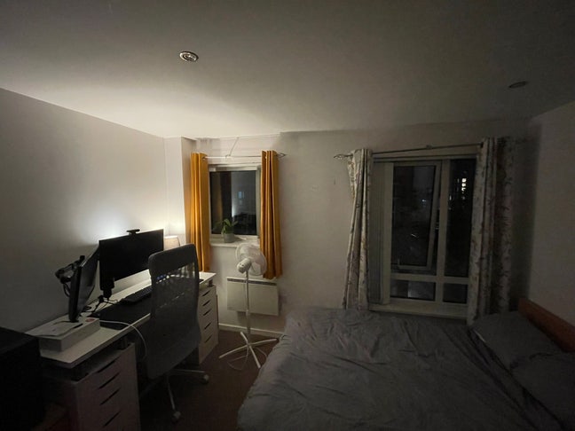 Spacious Double Room with En-suite in Ancoats  Main Photo