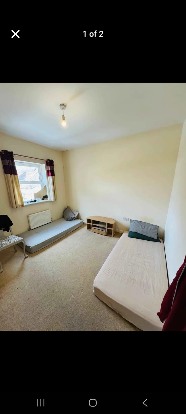 Double room in 2 bed flat Main Photo