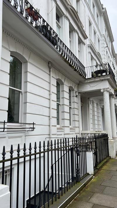 Spare room in Bayswater  Main Photo