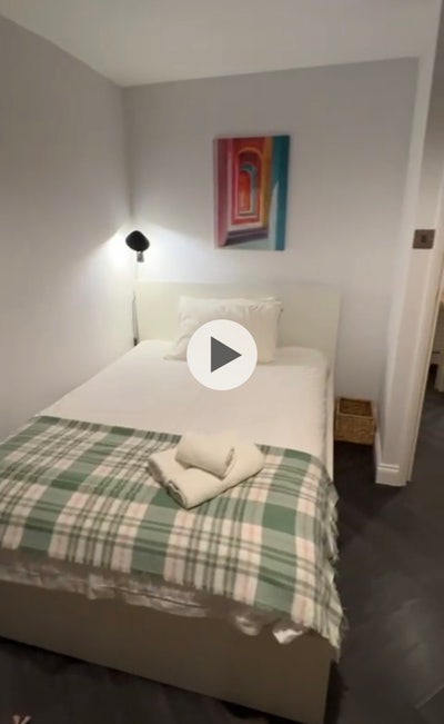 Prime location half price one bedroom central Main Photo