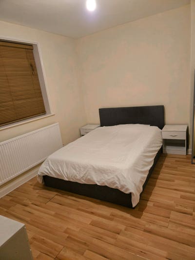 Newly Refurbished Double Room Main Photo