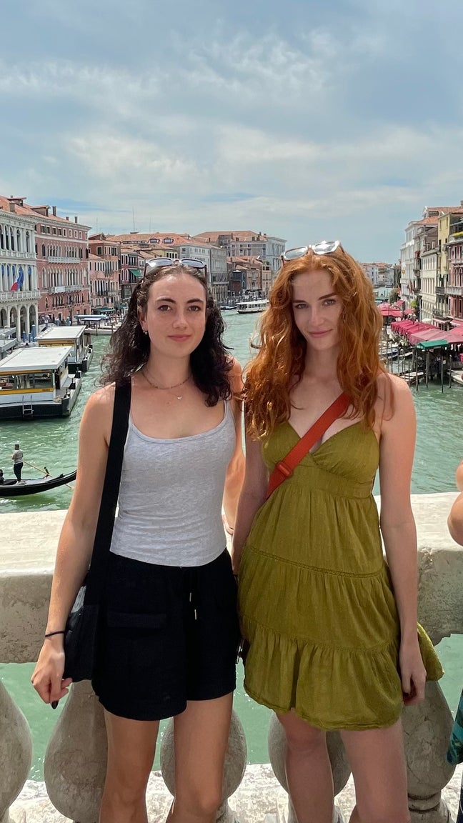 Looking for short to long term flat Main Photo