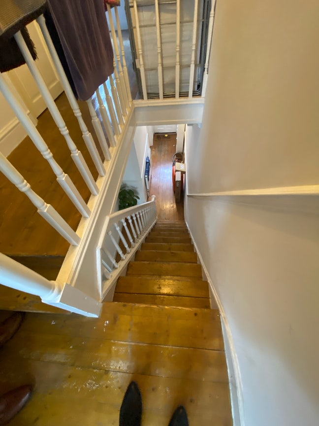 Bright Large rooms Zero Depisit - 1st week free Main Photo