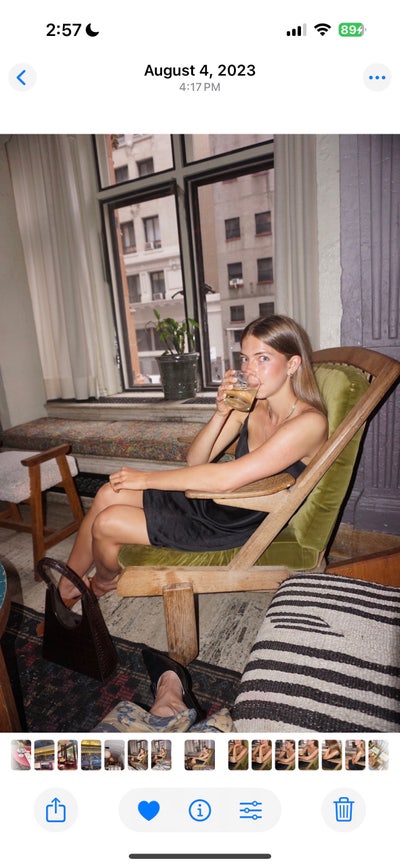 Hello! I'm Carly, I'm looking for a... Main Photo