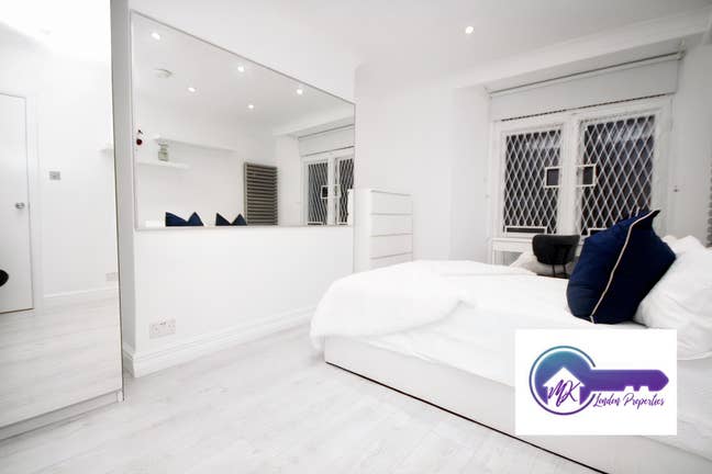 Luxury En-Suite Room in Kilburn Park Area  Main Photo