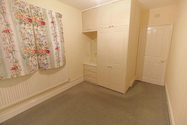 One Bedroom Flat to rent-Blaby Road - Leicester Main Photo