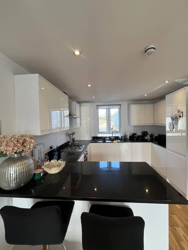 Room Available in Battersea – Feb/March Move-In 🏡 Main Photo