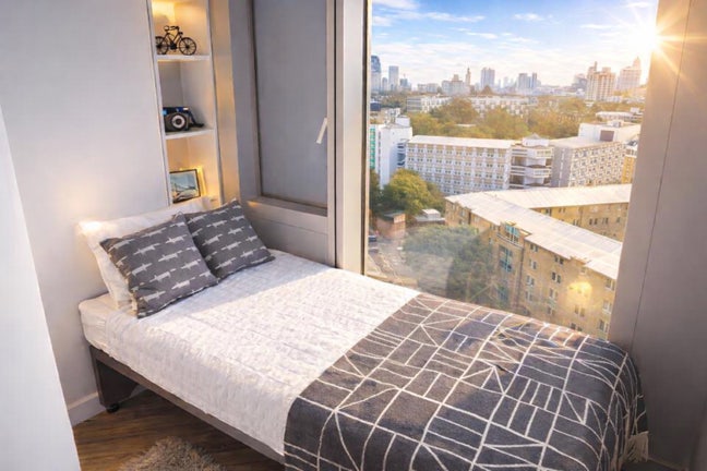 Chapter Kings Cross | Dual-view Studio for Sublet Main Photo