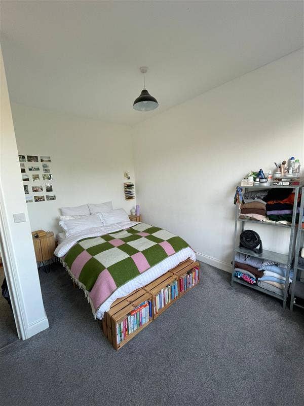 Spacious Room Near Church Street | Short-Term Let Main Photo