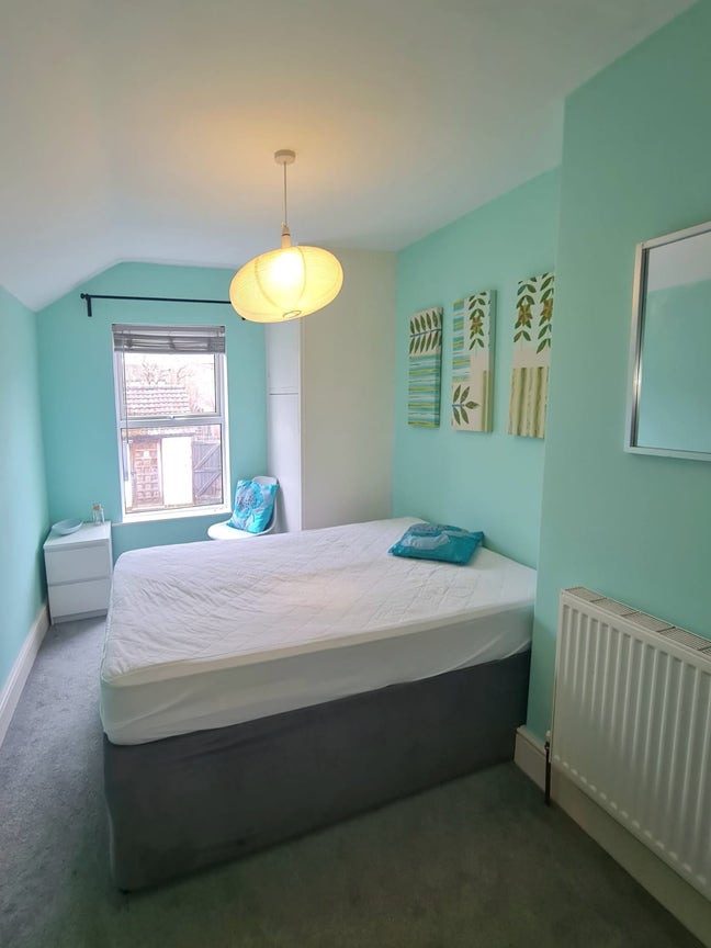 Room Near Hospital and Town Centre Main Photo