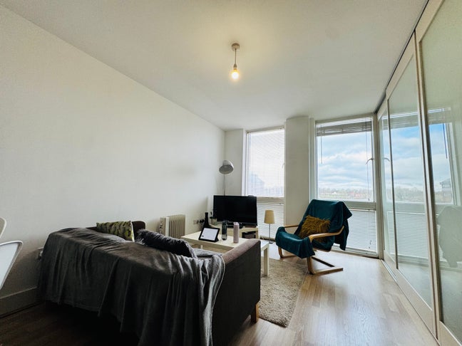 One Bedroom apartment Main Photo