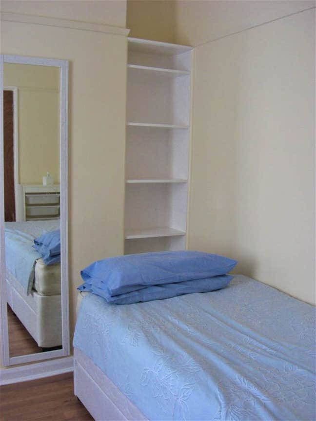 1 Single Room Is Available In SM5 1SQ Main Photo