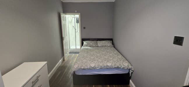 Ensuite Double Room to rent in Barking Main Photo