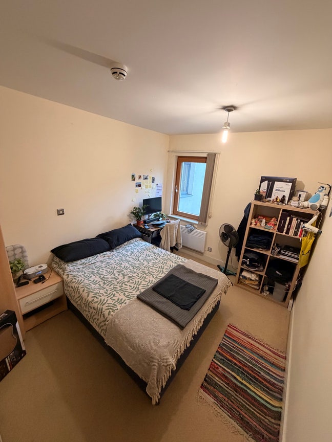 B1: Spacious 2bed2bath furnished flat available Main Photo