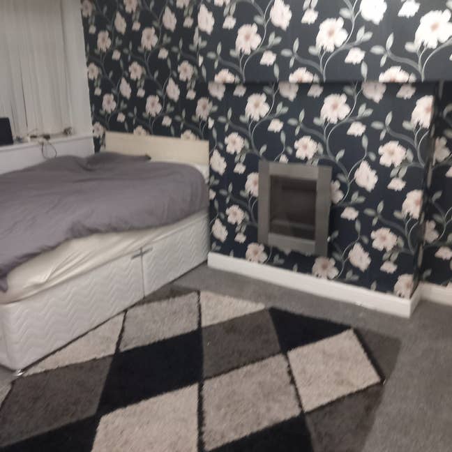 Double room for rent . All bills included  Main Photo
