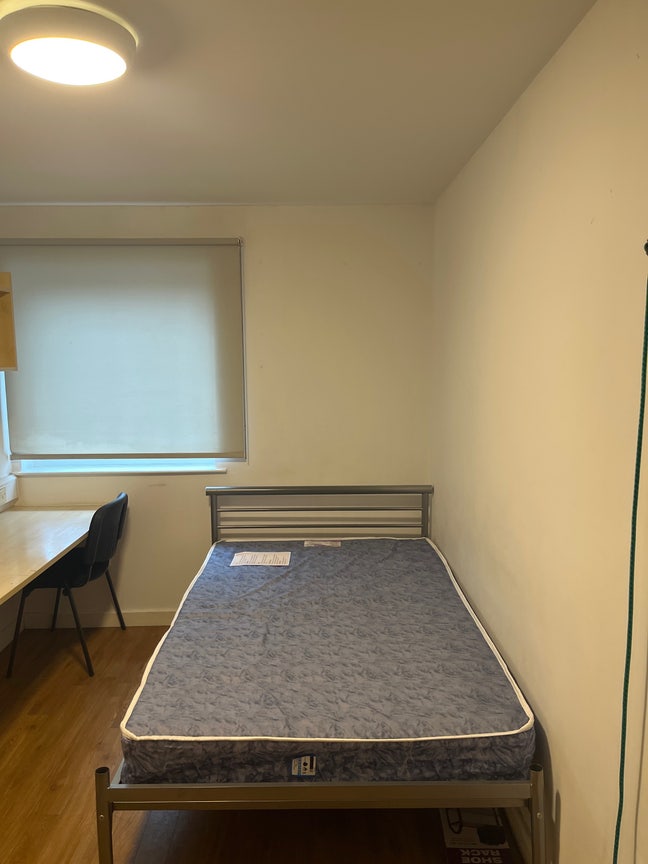 En-suite room Main Photo