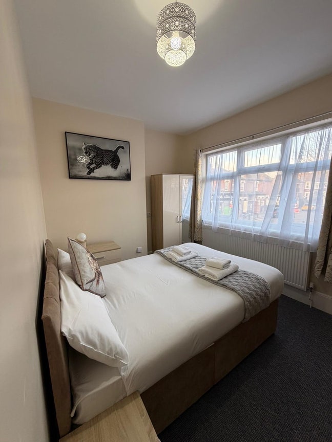 Stunning en-suite room Main Photo