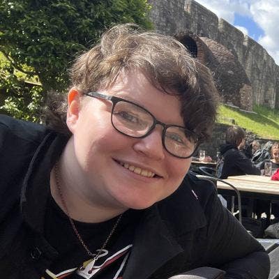 Looking for people to share with  Main Photo