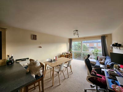 Beautiful 2 Bed Apartment in Summertown  Main Photo