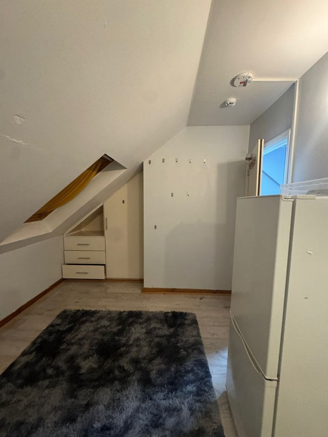Rooms for rent in Tottenham Hale Main Photo