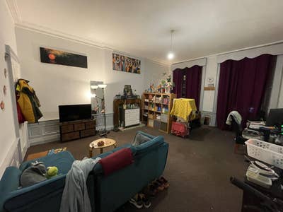 Large Room on Leith Walk Main Photo