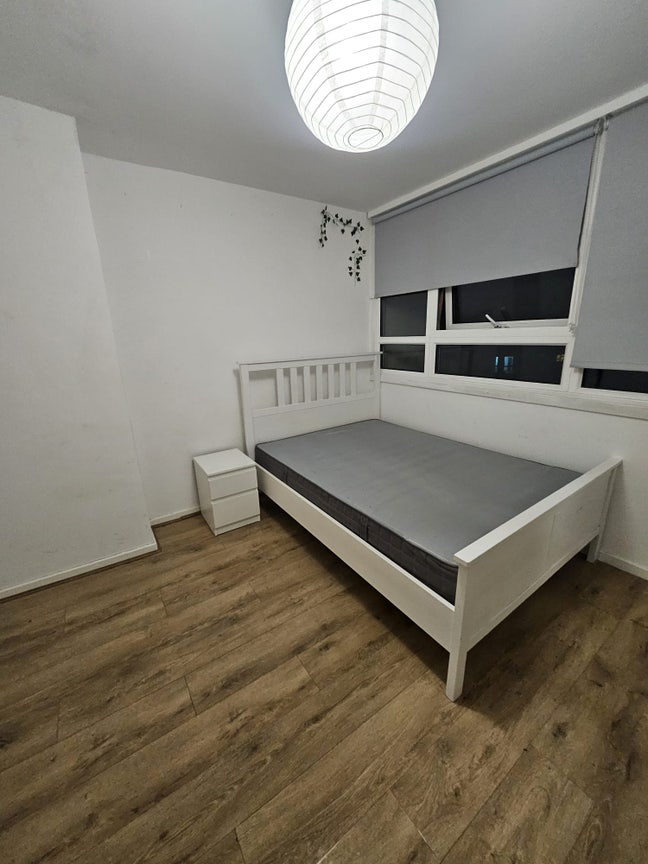 Double room available in Walworth rooad! (98Dar) Main Photo