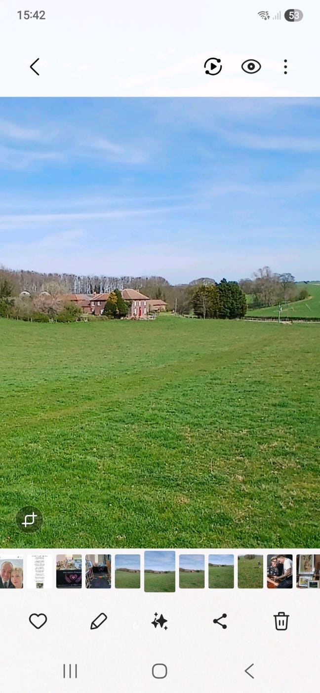 1 large furnished double room on our family farm. Main Photo