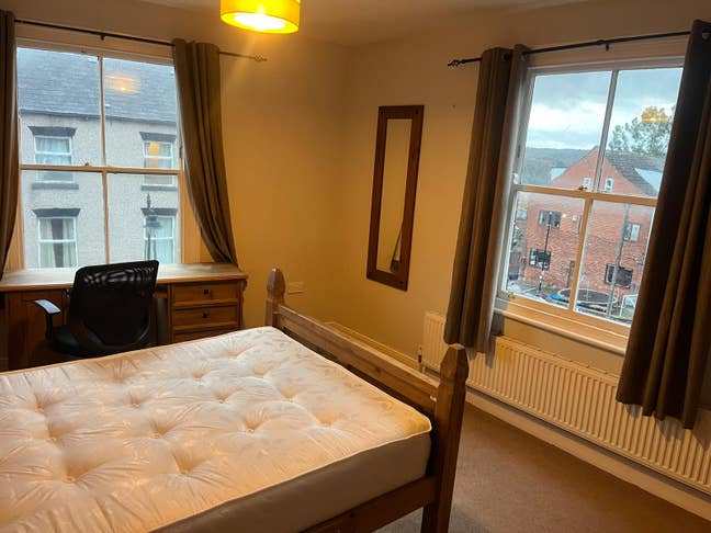 FF double S11 &pound;450 All bills incl 23/01/26 Main Photo