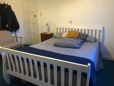 Bedroom with  own Bathroom & own Kitchen  Main Photo