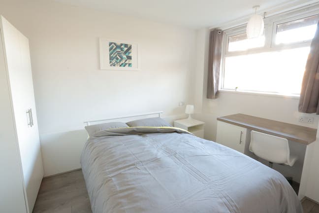 Bright Modern Room near Canary Wharf Main Photo