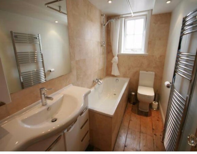 Double bedroom, in 2 bed hove flat Main Photo