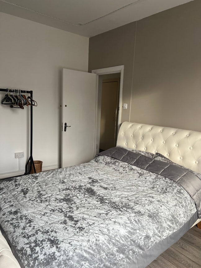 Large double bedroom for rent  Main Photo