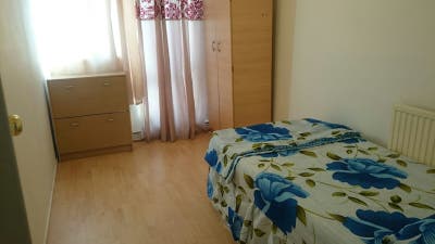Lovely Single Room-Private Balcony/All Bills Incl. Main Photo