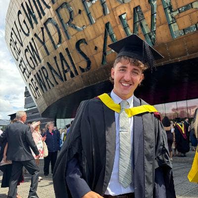 Looking for a spare room In Warwickshire area Main Photo