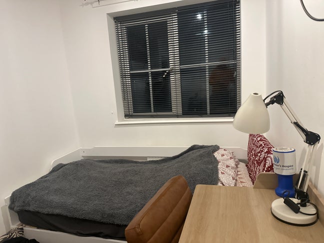 Room to rent  Main Photo