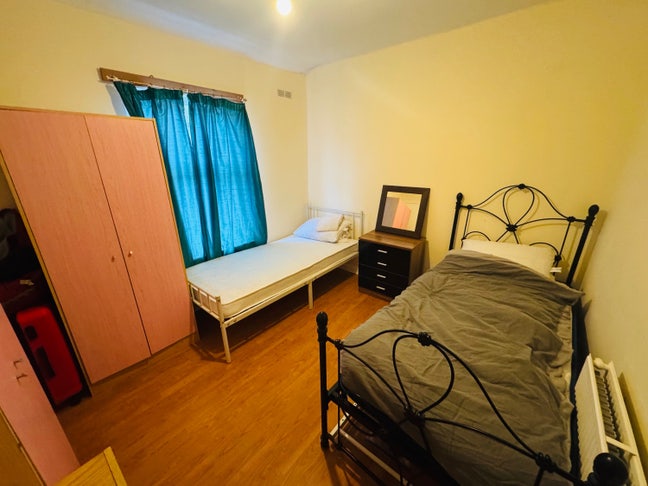 Double room in a 2BHK for rent Main Photo