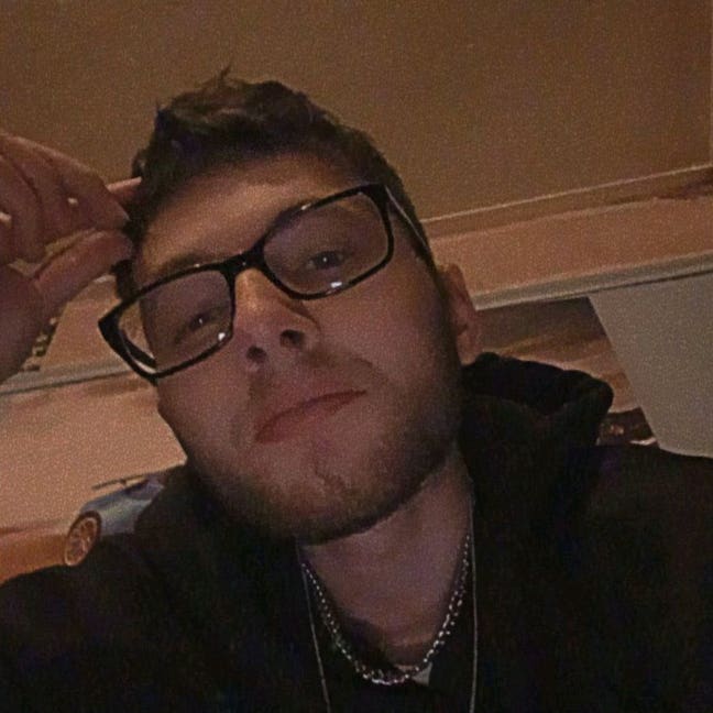 Me and partner trying to get an accommodation  Main Photo