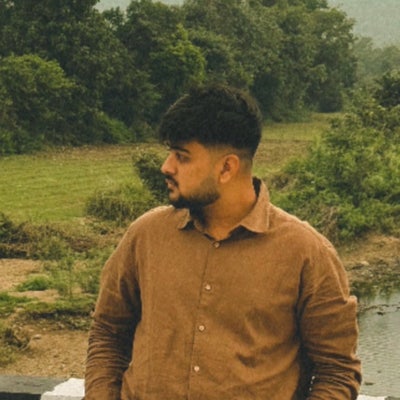 Student Male seeks a single or double room Main Photo