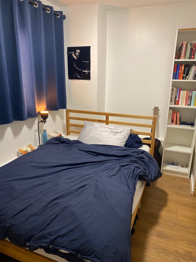 Double room in Stockwell flat Main Photo