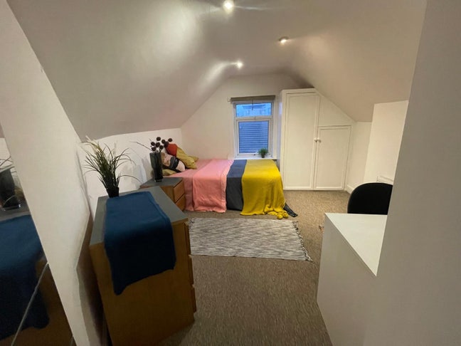 Lovely rooms to let  Main Photo