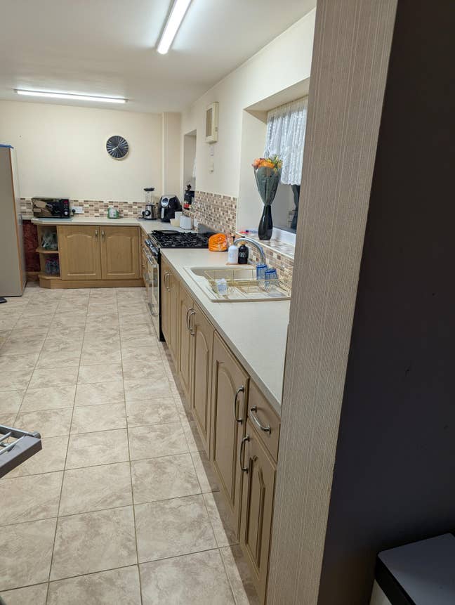 Ground Floor single Room with Private Entranc Main Photo