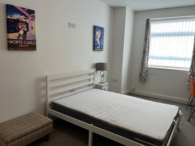 En Suite room available  Main Photo