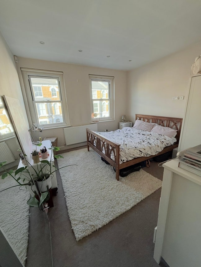 Big En-suite room in Brixon Main Photo